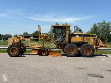 Caterpillar 140H grader