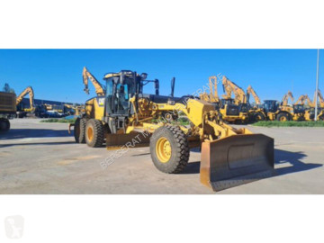 Grader Caterpillar