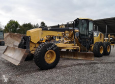Niveladora Caterpillar CAT 14M usada