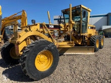 Niveleuse Caterpillar 140H occasion
