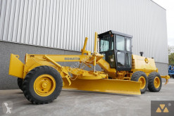 Niveladora Komatsu GD650A-1 usada