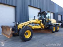 Niveladora New Holland F156 .6/A usada