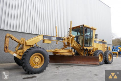Niveleuse Caterpillar 140H