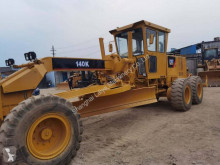 Niveladora Caterpillar 140K usada