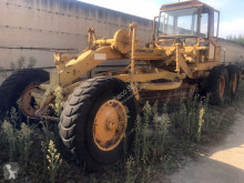 Niveladora Caterpillar 12 usada