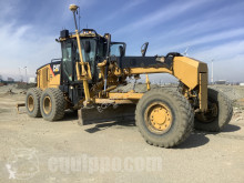 Niveladora Caterpillar 120 M usada