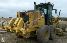 Földgyalu Caterpillar 160M használt