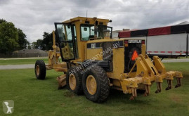 Niveladora Caterpillar 160H usada