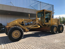 Niveladora Caterpillar 130G usada