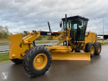 Niveladora Caterpillar 140K usada