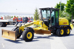 New HollandF 106.6 A自行式平地机 二手