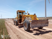 Niveleuse Komatsu GD521 occasion