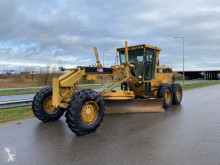 Niveladora Caterpillar 140H usada