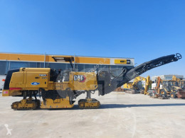 Niveladora Caterpillar PM620 usada