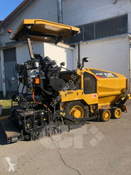 Niveladora Caterpillar AP300F usada