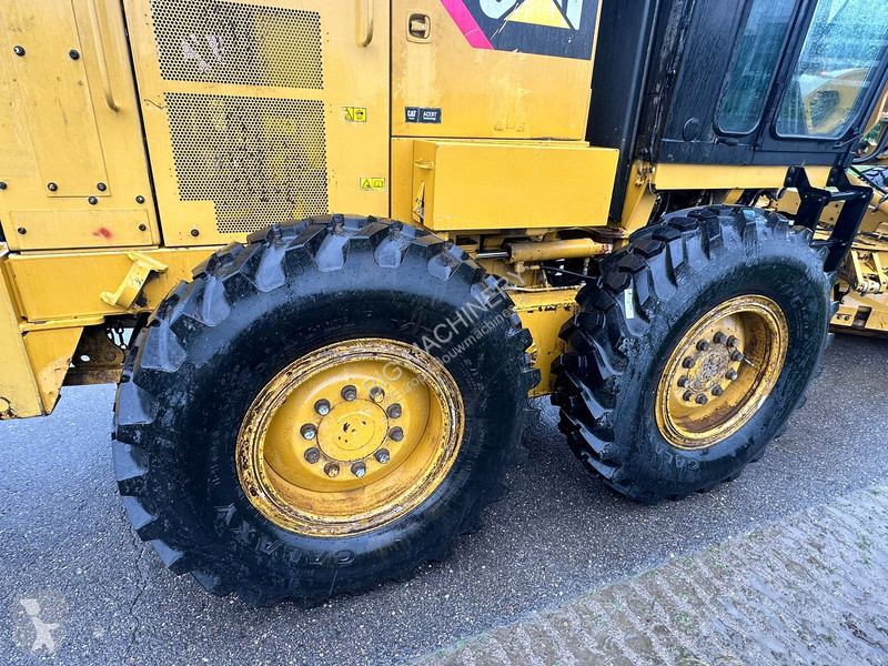 ممهدة طرق Caterpillar 120K | NEW TIRES