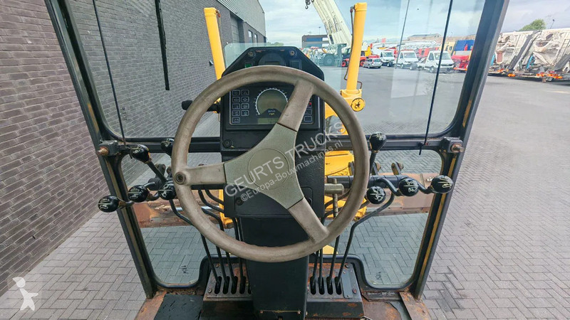 Planeringshøvl New Holland RG 200 B MOTORGRADER...