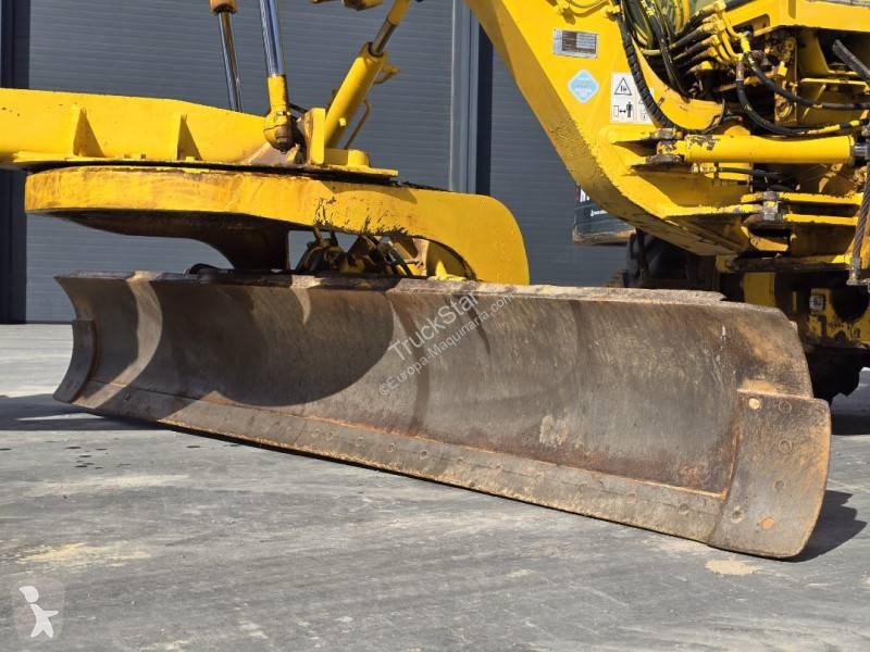Planeringshøvl Komatsu GD521A-1