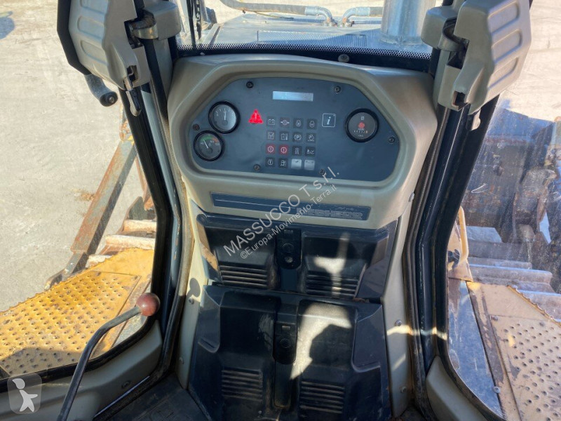 ممهدة طرق Liebherr 754