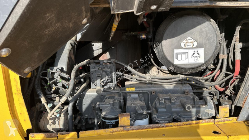 ممهدة طرق Komatsu D275AX