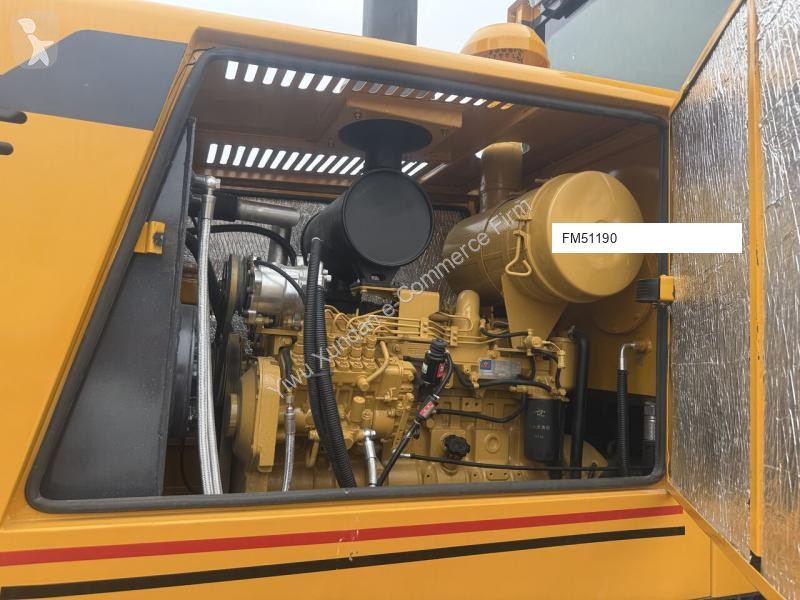 Grejder XCMG GR180