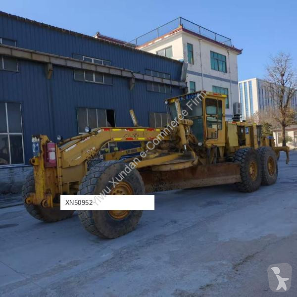Grejder Caterpillar 16G