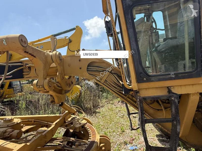 Grejder Caterpillar 14H