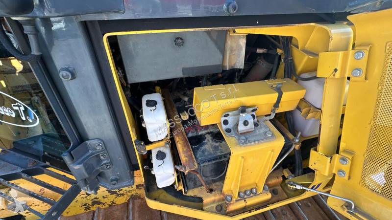 ممهدة طرق Komatsu D51PX-22