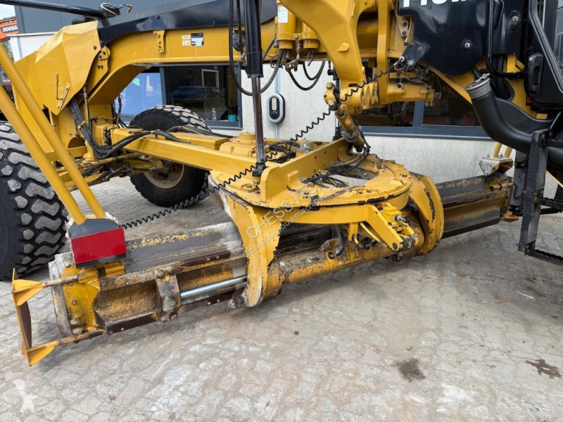 Grejder Caterpillar 140 M
