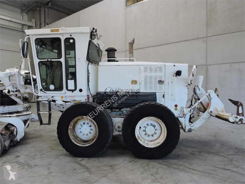 Grejder Caterpillar 12H