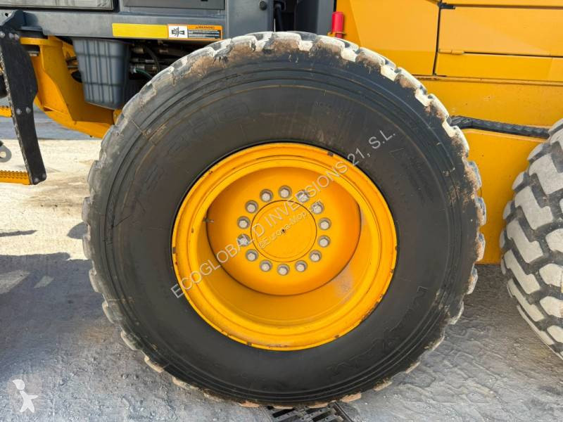 ممهدة طرق John Deere 672GP AWD
