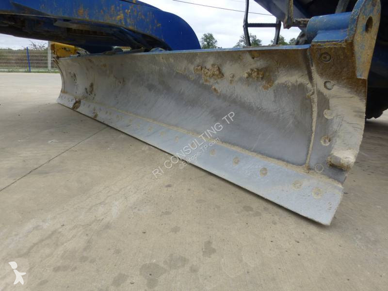 Niveleuse Caterpillar Lame AV+riper