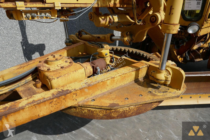 Grader Caterpillar