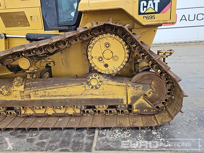 Grejdr Caterpillar D6N