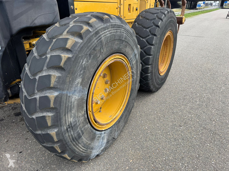 ممهدة طرق Caterpillar 3 Trimble Ready