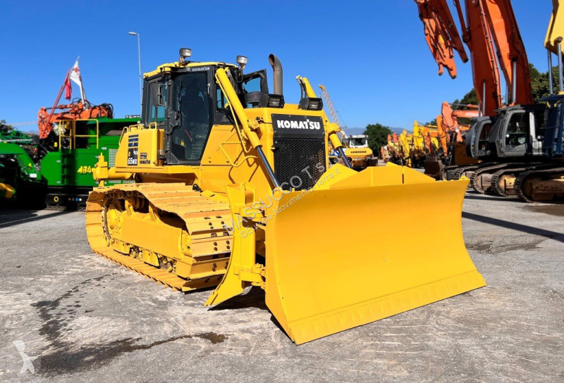 Grejdr Komatsu D65