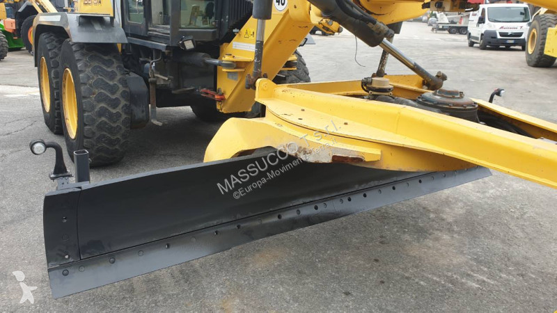 Niveladora New Holland F.156.6/A