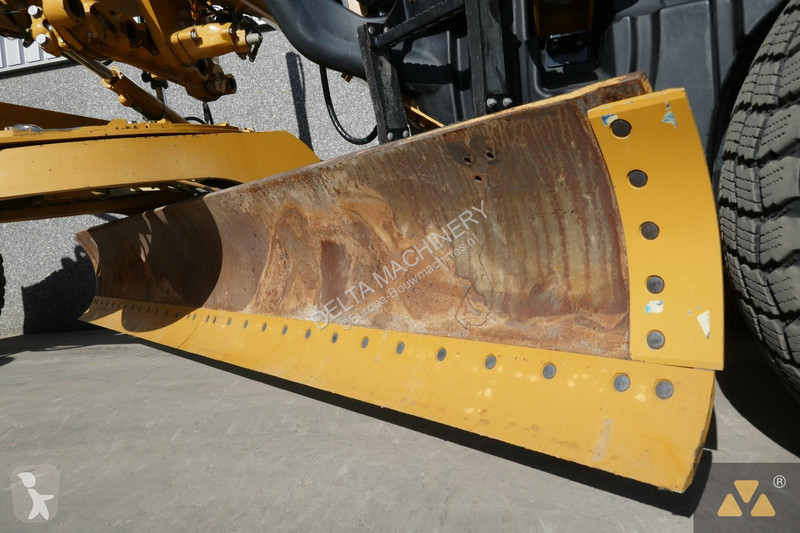 Grejder Caterpillar 160M