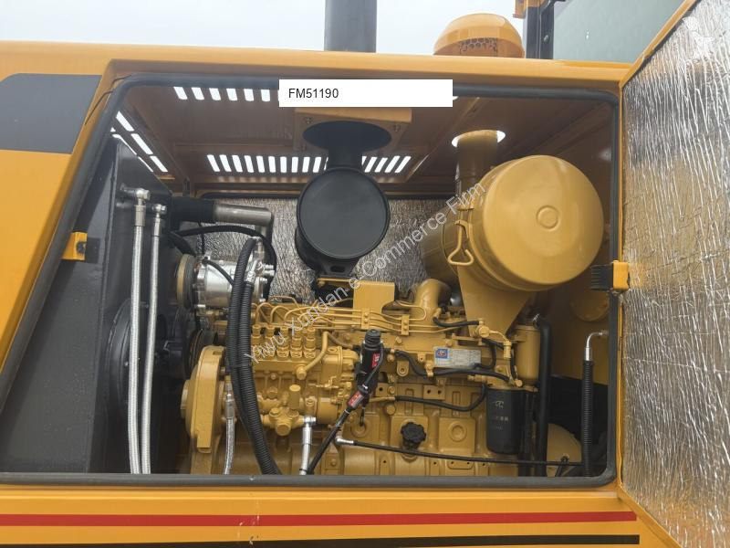 Grejder XCMG GR180
