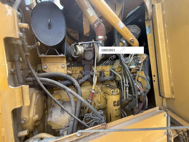 Grejder Caterpillar 160M