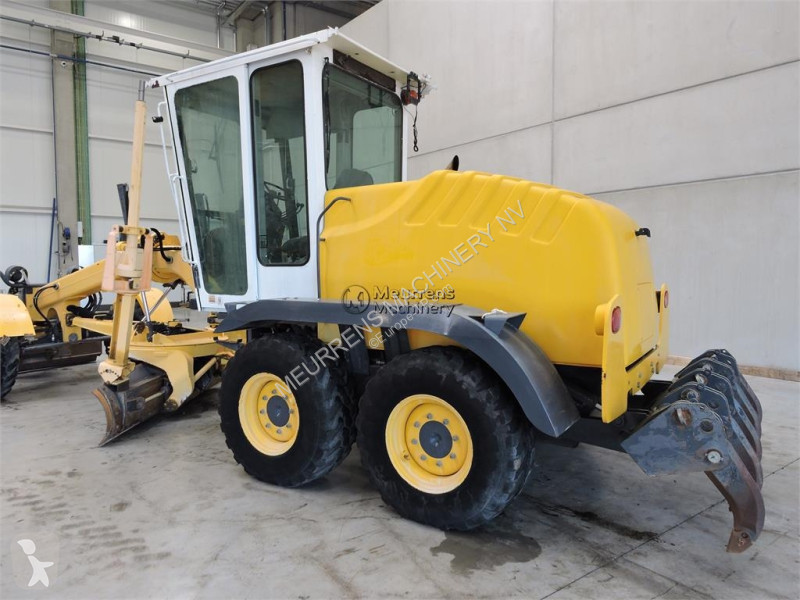 Planeringshøvl New Holland F106.6A