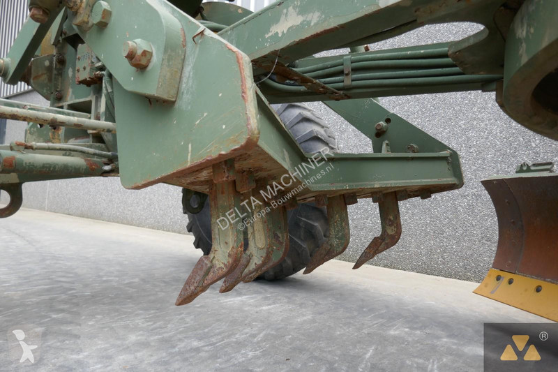 ممهدة طرق Caterpillar Ex-army