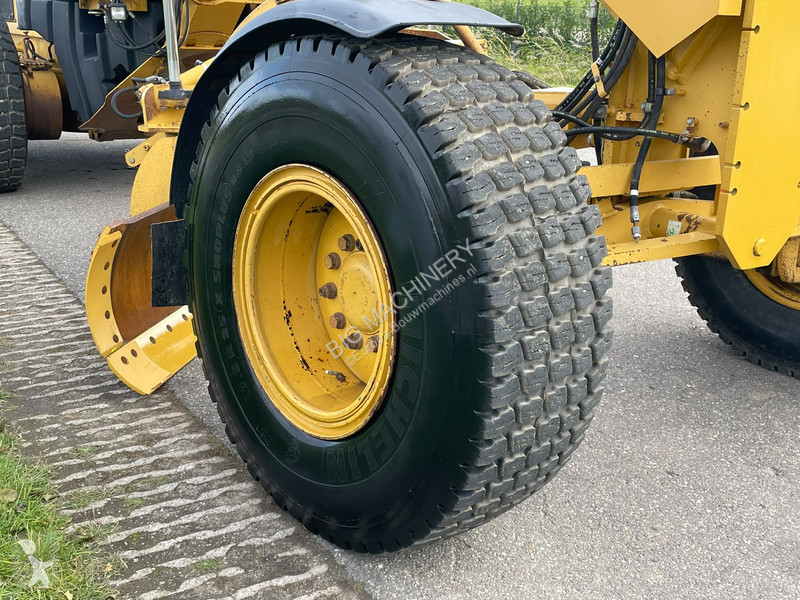 ممهدة طرق Caterpillar 140M