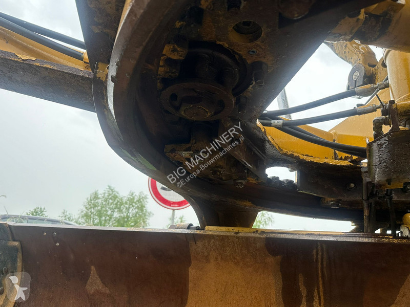 ممهدة طرق Caterpillar 120K | NEW TIRES