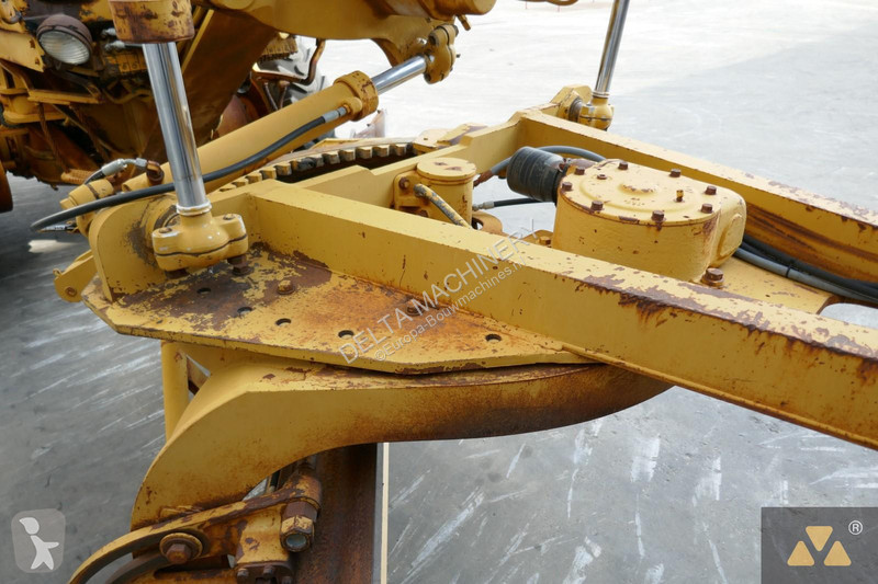 Grejdr Caterpillar