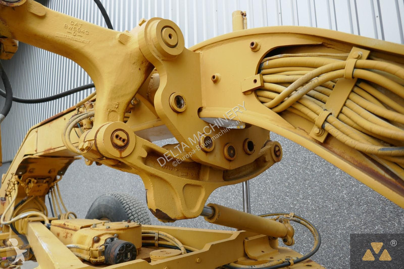 Grejdr Caterpillar