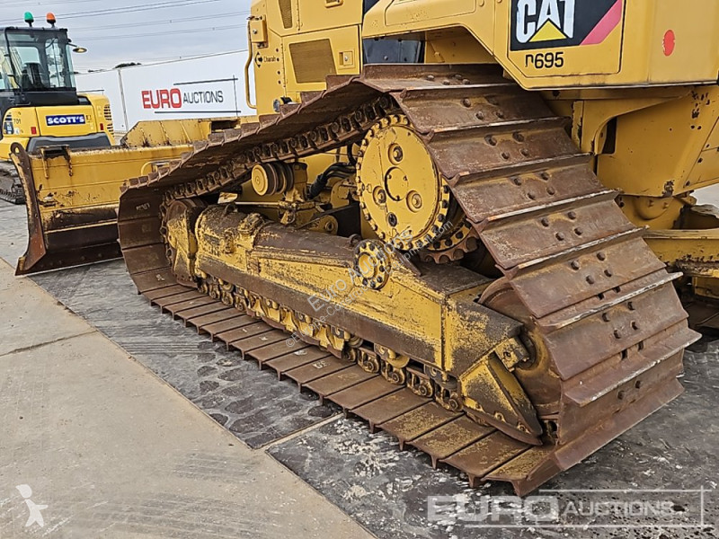 Grejdr Caterpillar D6N