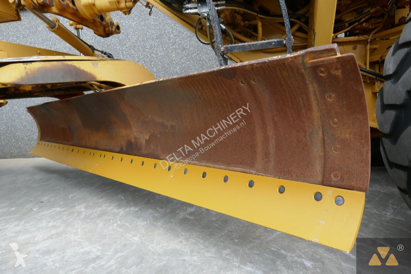 Grader Caterpillar