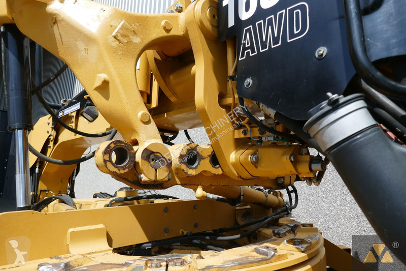 Niveladora Caterpillar AWD