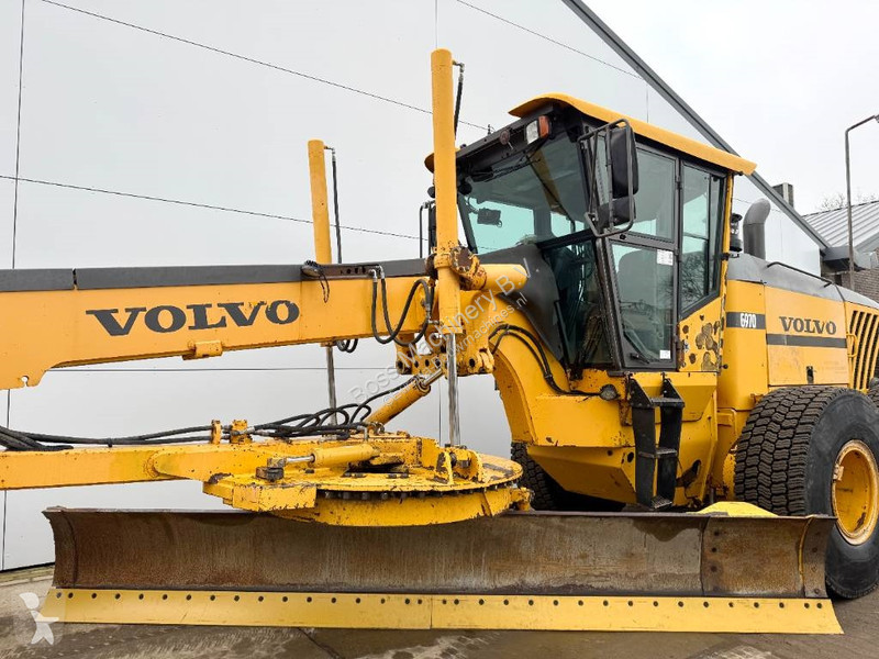 Niveladora Volvo - 4.88m Blade / 3 Tine Ripper...